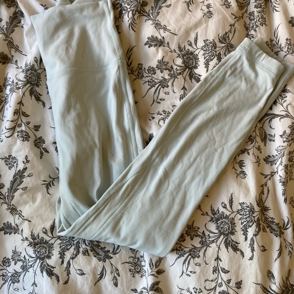 Lulu lemon double lined high rise leggings - Picture 2 of 3